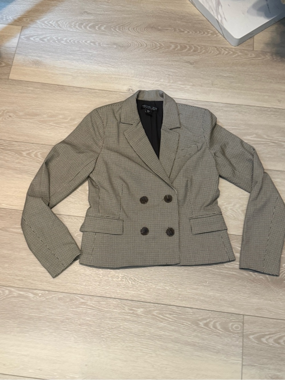 Rachel Zoe Classic Houndstooth Double-Breasted Blazer - Picture 2 of 5
